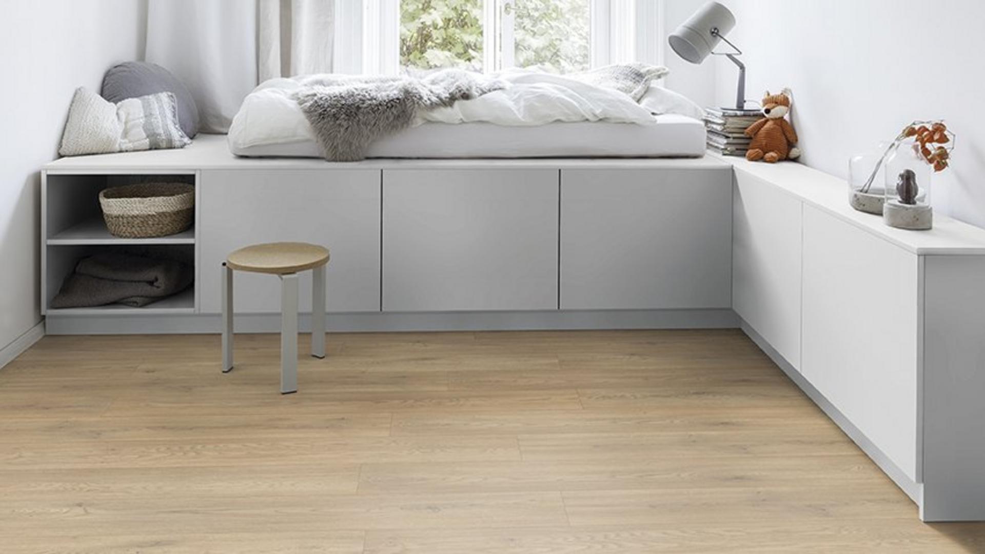Kaindl Laminaat 13mm Aqua Pro Warm Naturel Eiken Met Geïntegreerde Ondervloer-